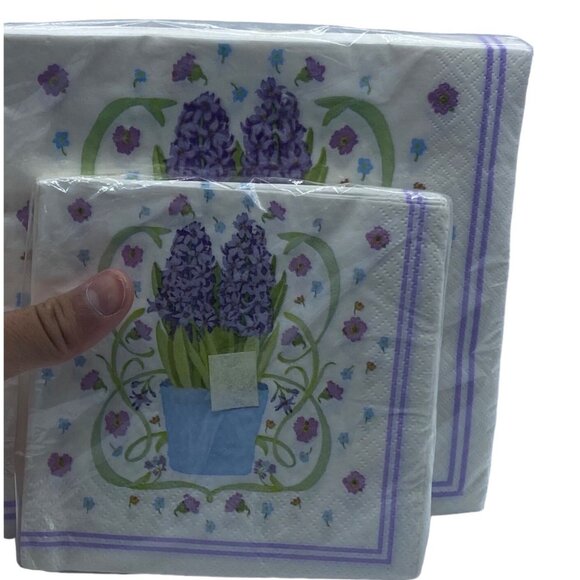 Every Occasion Purple Hyacinth 2-Ply Luncheon and Beverage Napkins 20 Count Each - Picture 1 of 6